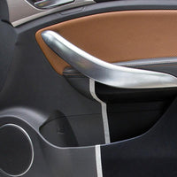 AutoKirkas – tuo auton muoviosat takaisin eloon